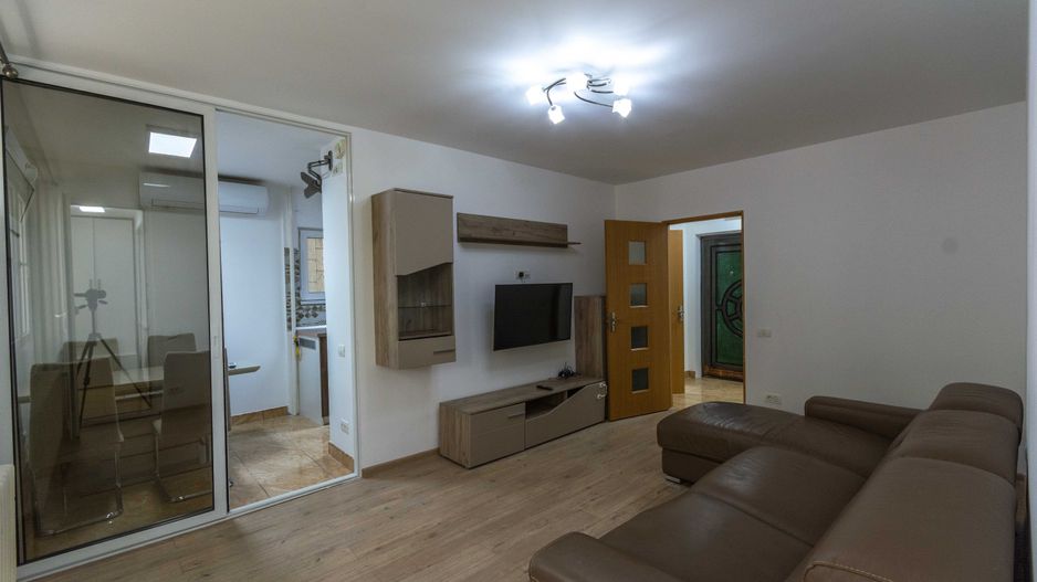 Titan - Prisaca Dornei nr. 6, Parcul Titanii,  2 camere cu loc de parc - Poză 1