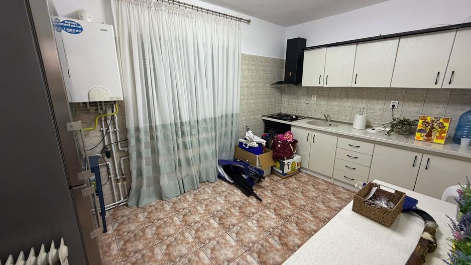 CASA INDIVIDUALA- DOBROESTI, TEREN 350 MP, CENTRALA, MODERN COMIS 0% - Poză 4