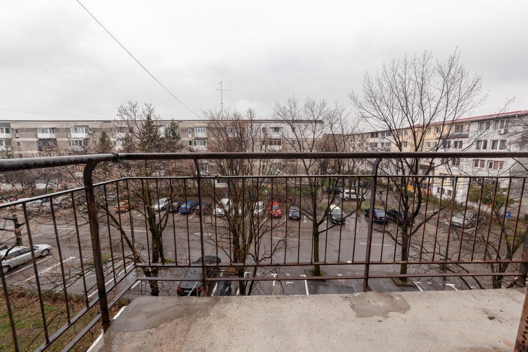 Apartament 3 camere, etaj 3/4, Razboieni - Poză 9