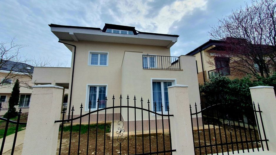 Casa de închiriat: Cartier privat, zona lacurilor Crevedia Buftea. - Poză 2