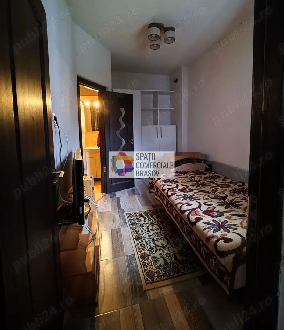 Casa formata din doua apartamente , recent renovata, zona AFI 110 mp - Poză 6