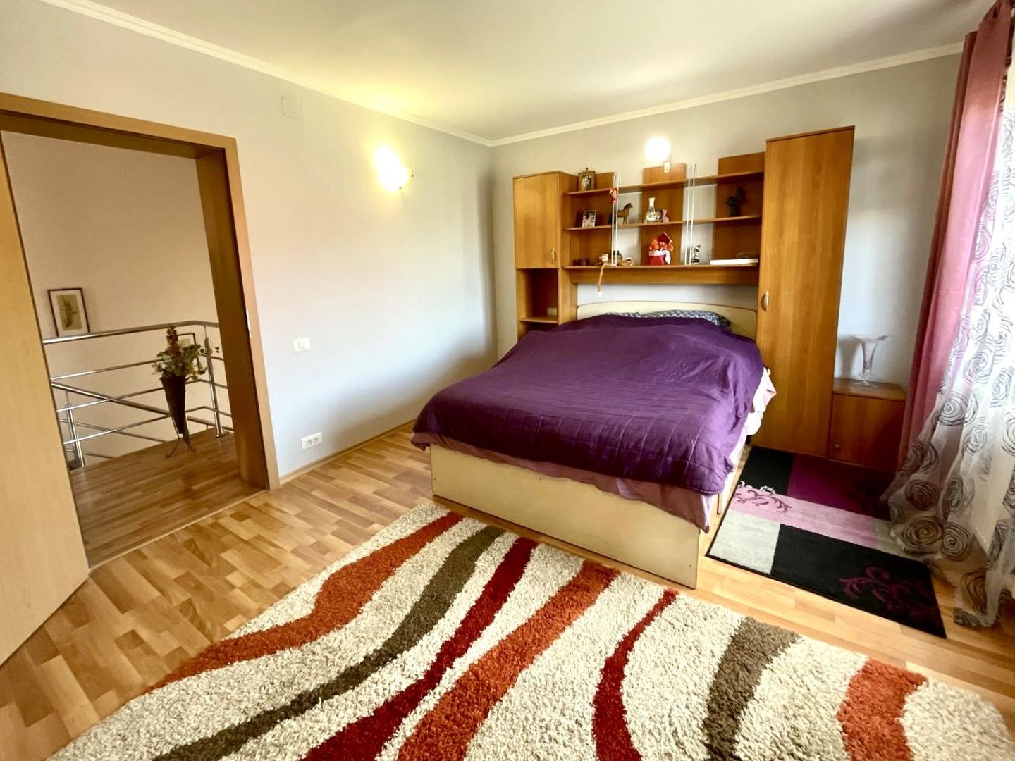 Casă spațioasă, confort ridicat, garaj și teren generos, zona Aradului - Poză 10