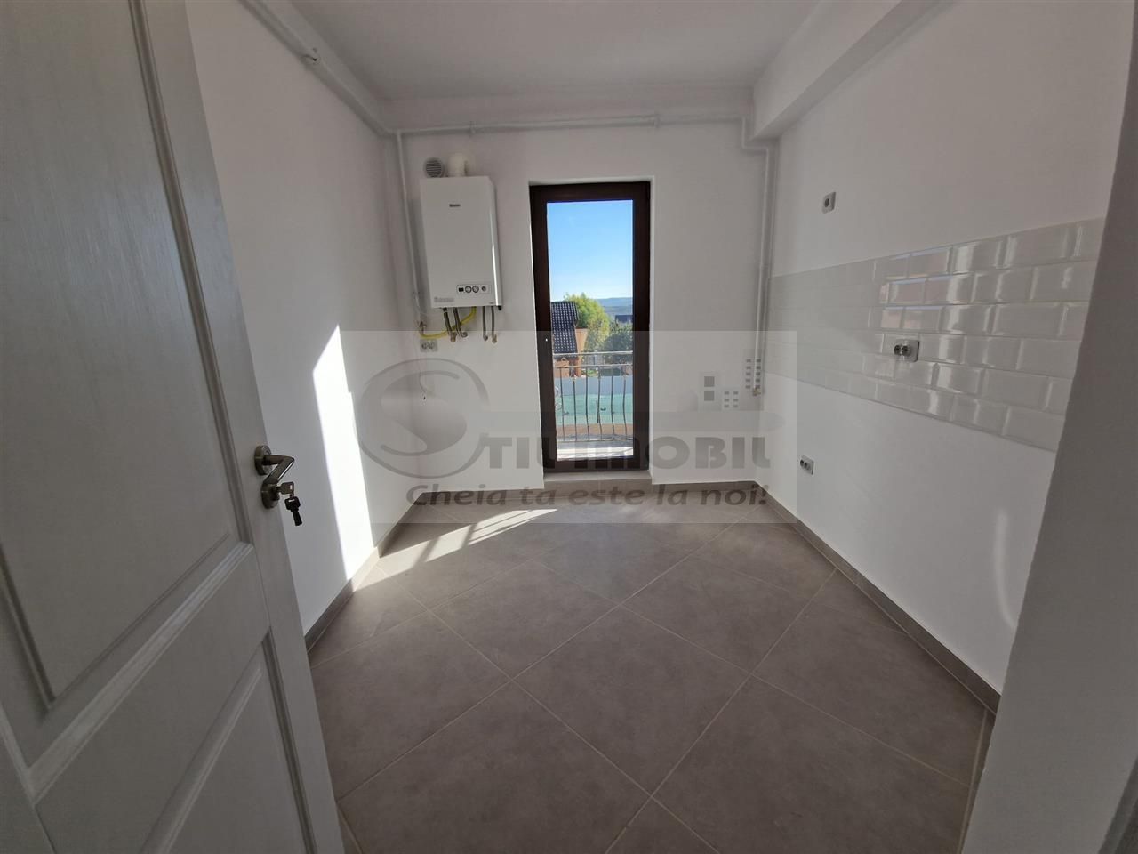 Apartament 2 camere luxcapat CUG zona vile - Poză 4