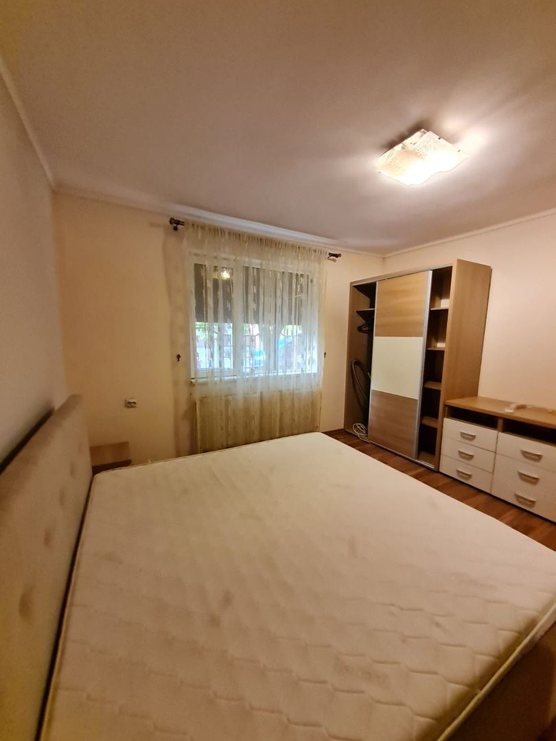 Casa cocheta zona Lipovei - Poză 30