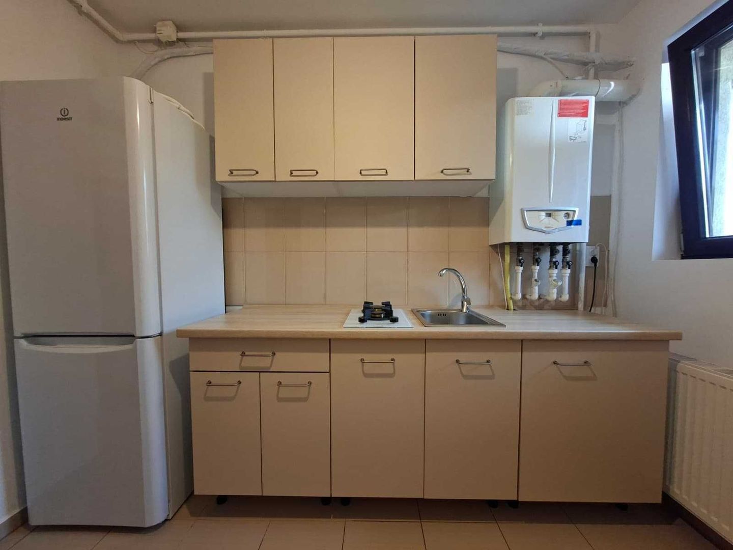 Închiriez apartament 2 camere Popesti Leordeni-Centala proprie - Poză 4