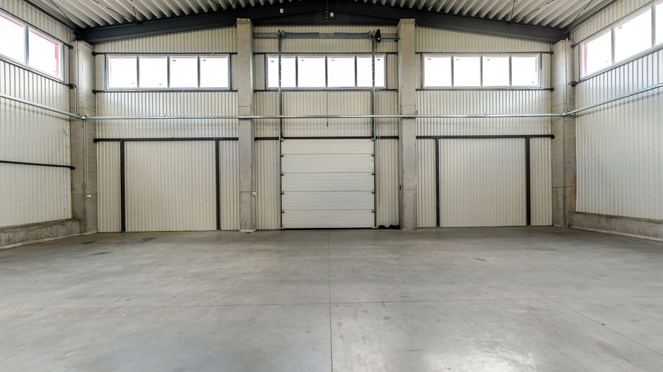 VANDUT - Hala industriala de vanzare in Parc Industrial UTA 2 Arad - Poză 5