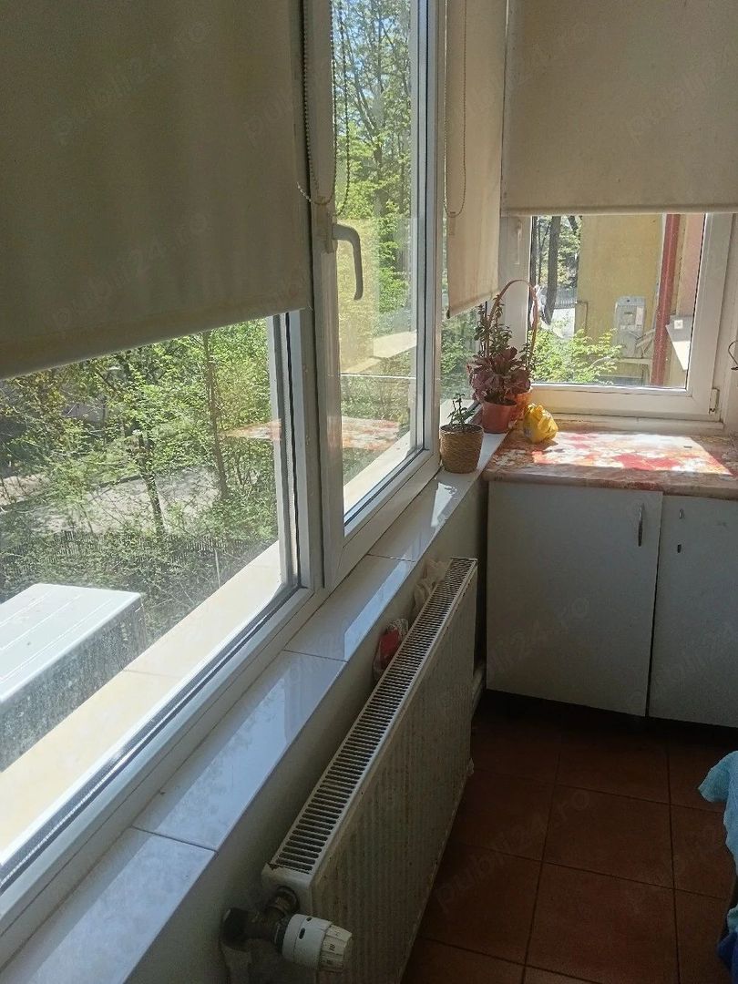 De inchiriat aparatament cu 2 camere, ultracentral , 400 euro - Poză 8