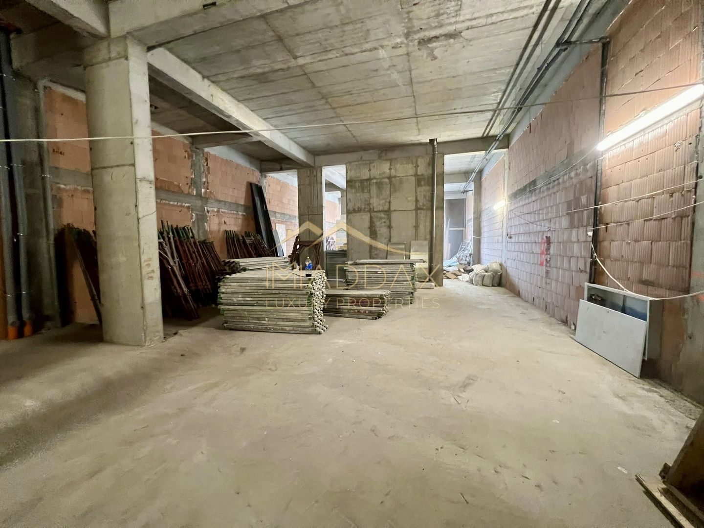 Spatiu Comercial Stradal**Imopbil NOU**243 mp//Stefan cel Mare//Eminescu - Poză 2