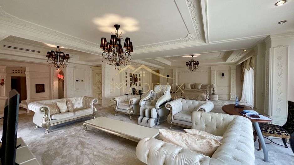 Impressive Villa *1500 SQM usable* 2613 SQM land / Open to the lake - Poză 28