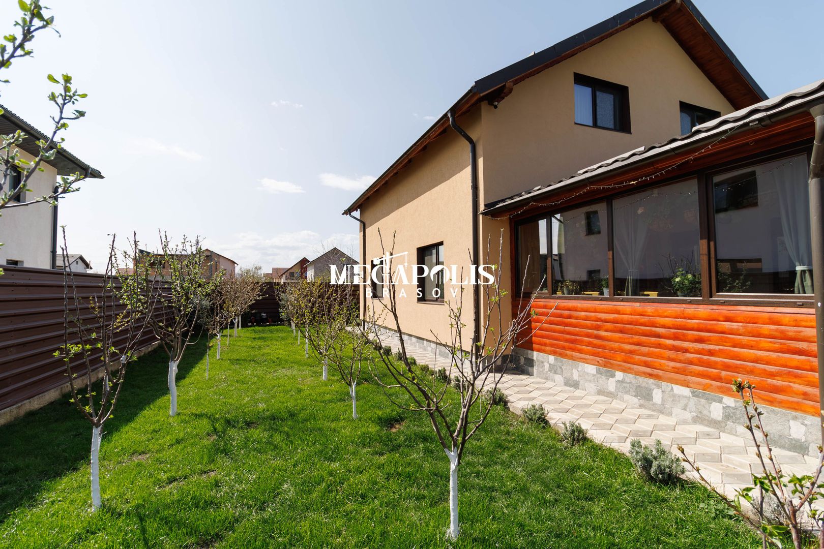 Casă spațioasă 4 dormitoare Sânpetru, 500 mp teren, mobilată complet - Poză 13