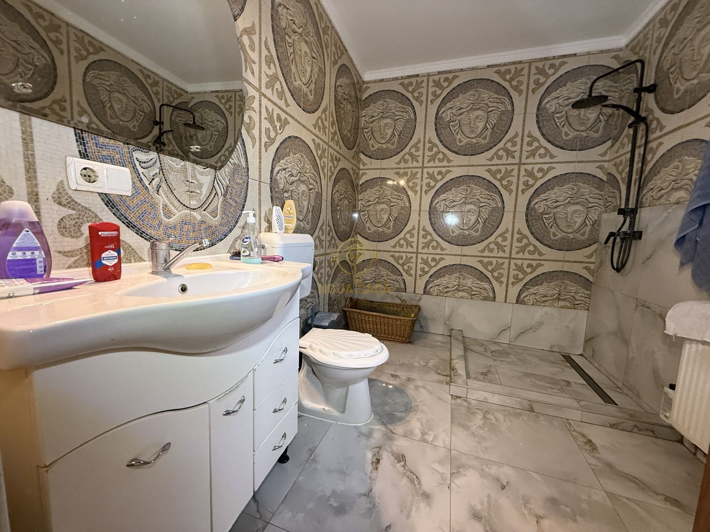 De Vanzare 2 Case In Curte Titulescu/Strada Crinului Teren 550MP - Poză 6