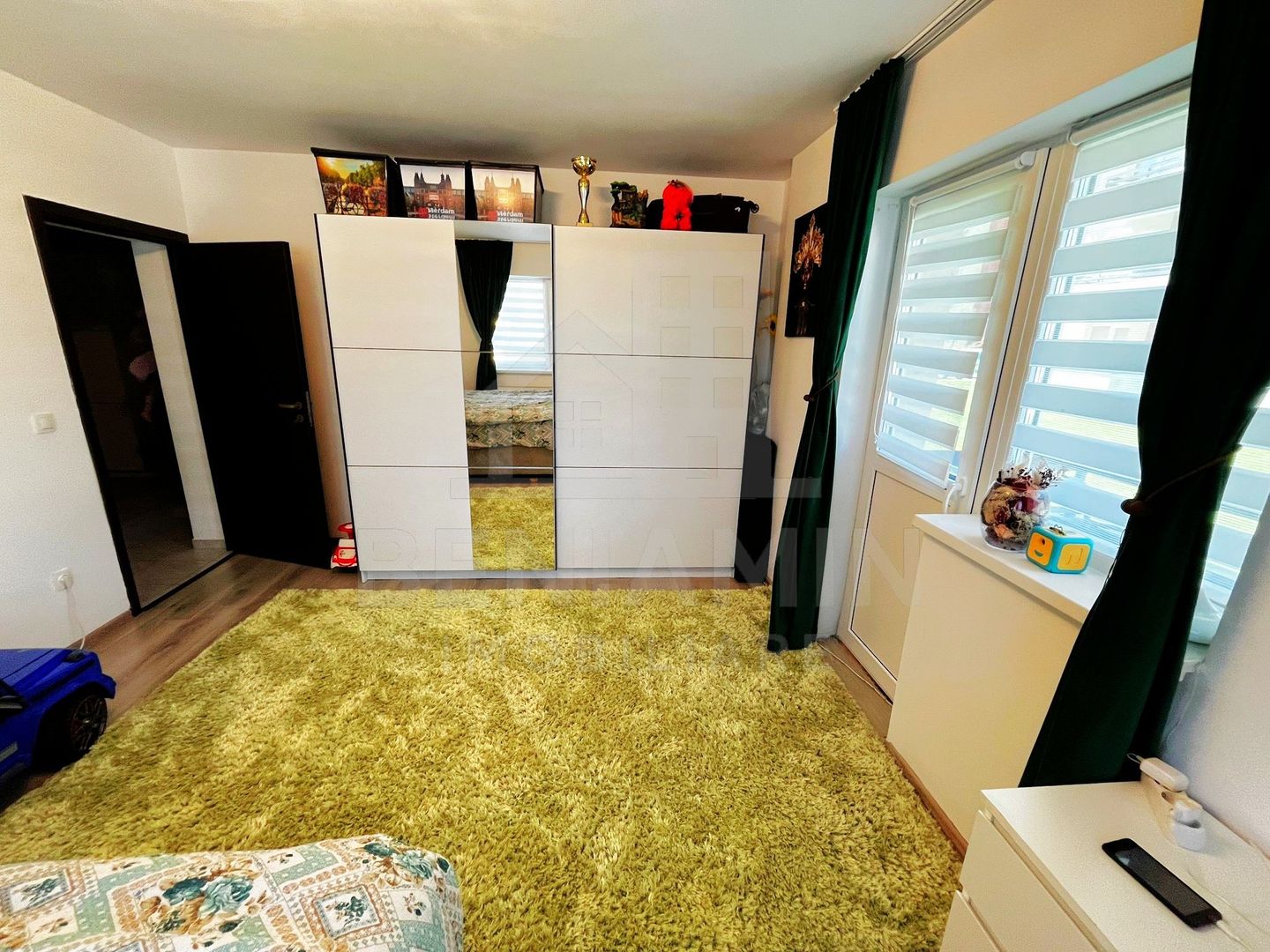 Studio-Parter-38mp-Centrala Termica-Terasa-Sanpetru-Mobilat-Utilat - Poză 2