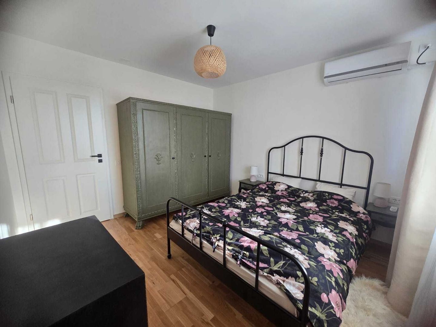 Apt 2 cam cu priveliște către Parcul Circului - Poză 5