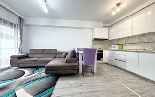 Apartament cu 3 camere la cheie! - Poză 1