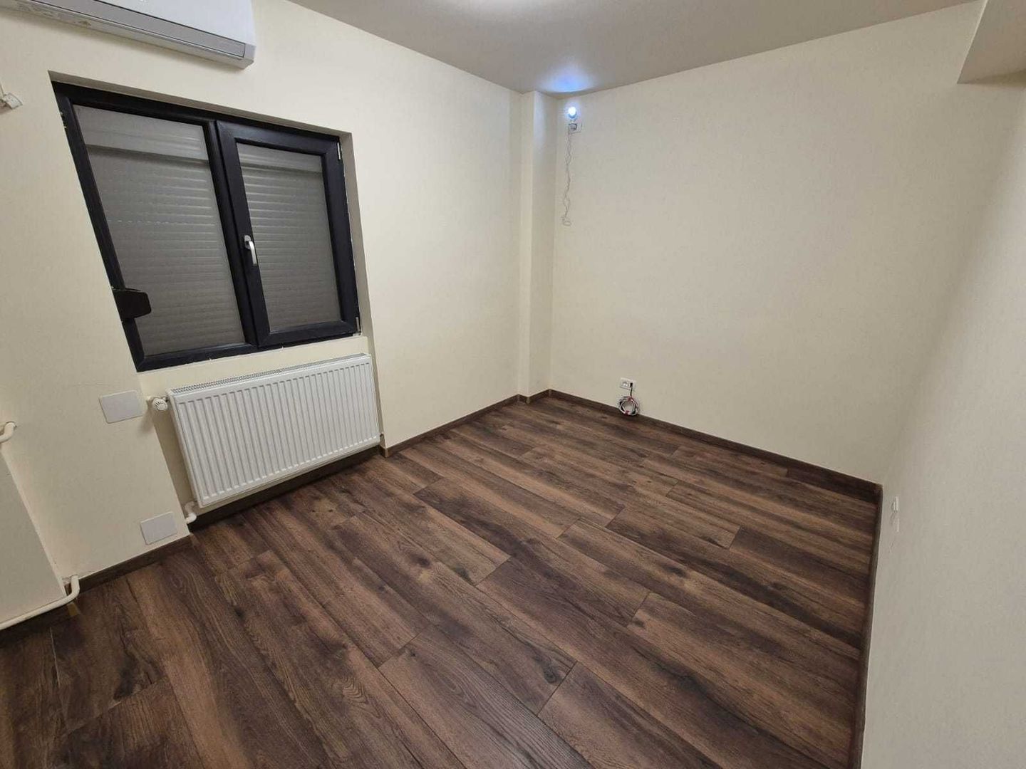 De vanzare Apartament 2 camere Batistei - INTERCONTINENTAL sect.2 - Poză 2