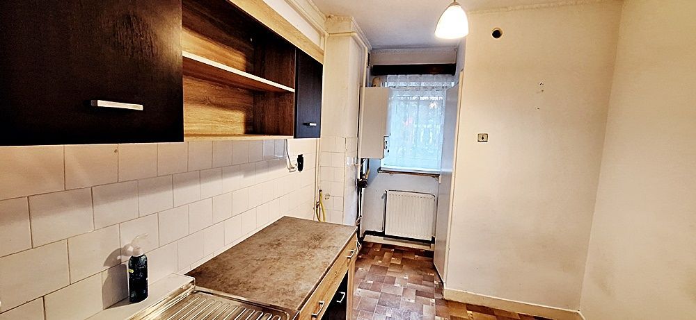 Central, la poalele Dealului Cetatii, apartament cu doua camere, 107000 euro - Poză 8