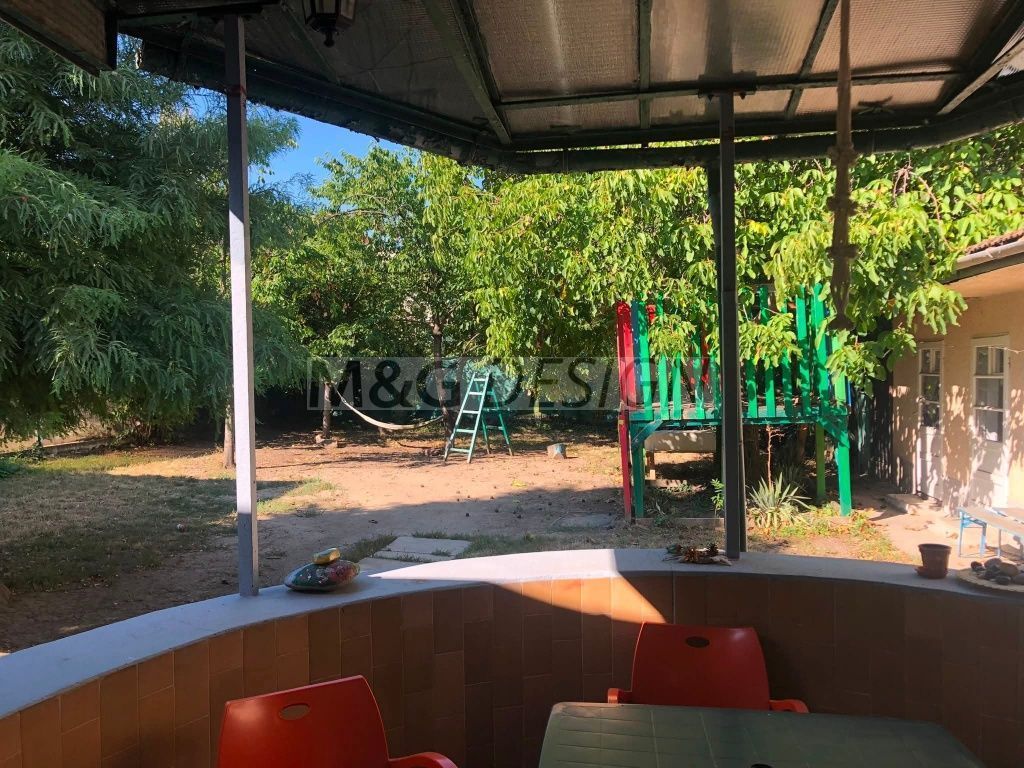 Inchiriem spatiu comercial Complexul studentesc (after school) - Poză 1