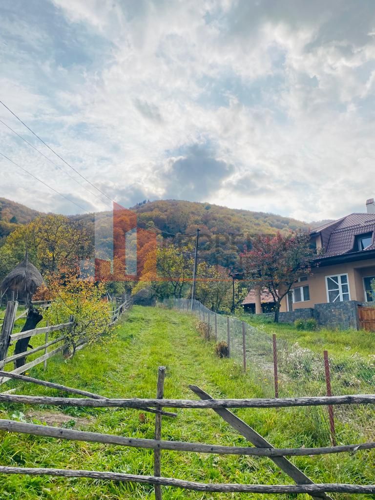 Casa + teren 1700 mp langa Padure Bran/ Predelut - Poză 16