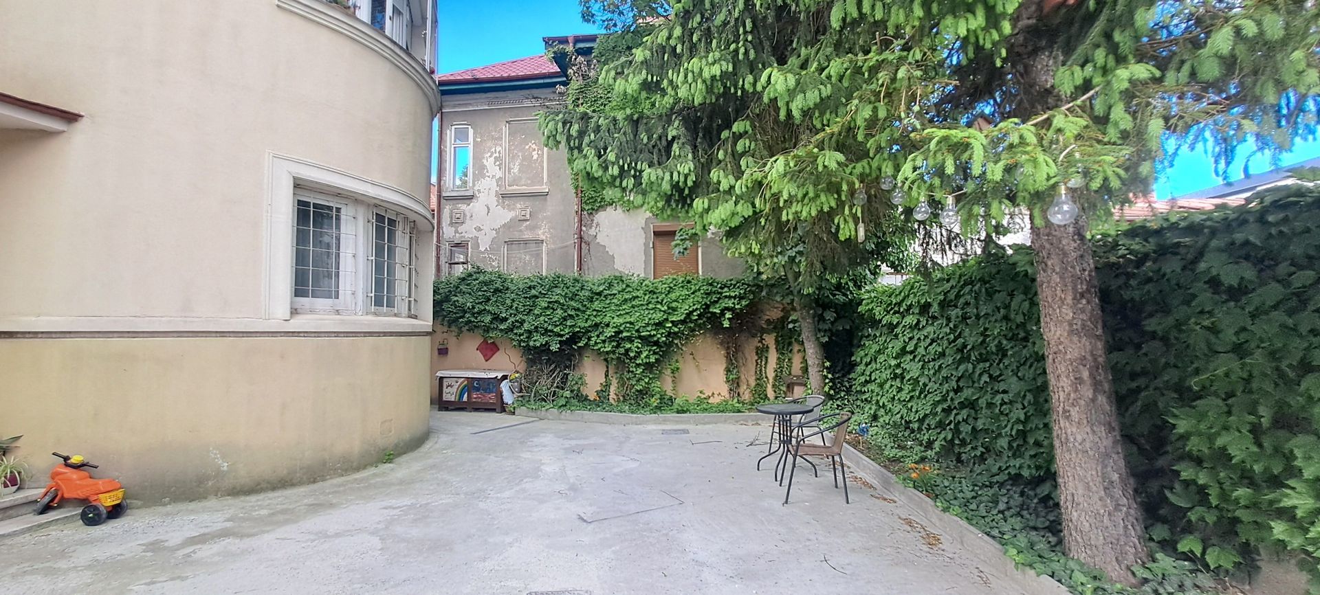 Garsoniera in vila | 10 min Piata Unirii - Poză 1