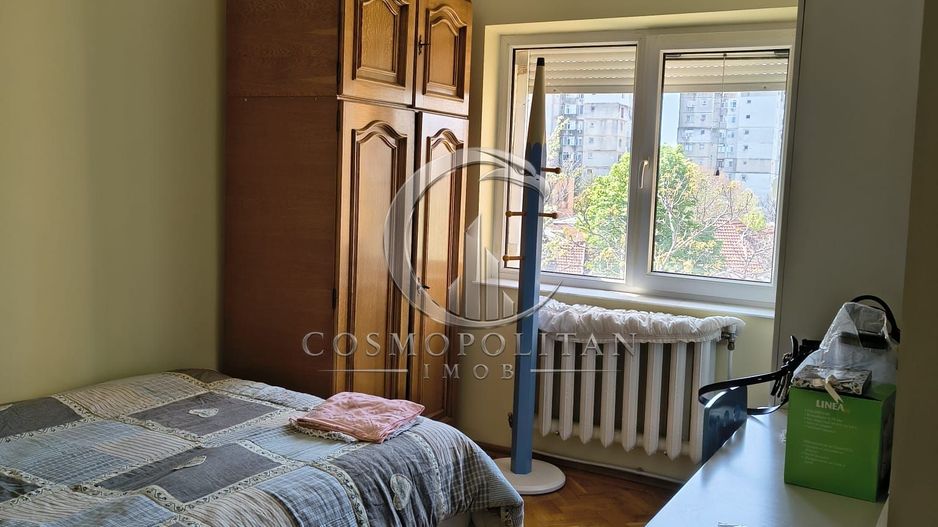 Apartament cu 3 camere Zona centrala Str. Bucegi Liceul de Arte etaj 3 , 2 balc - Poză 5
