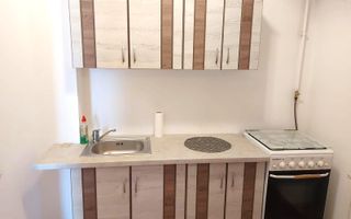 Garsonieara decomandata 37 mp util, etaj intermediar, zona Centrala - Poză 4