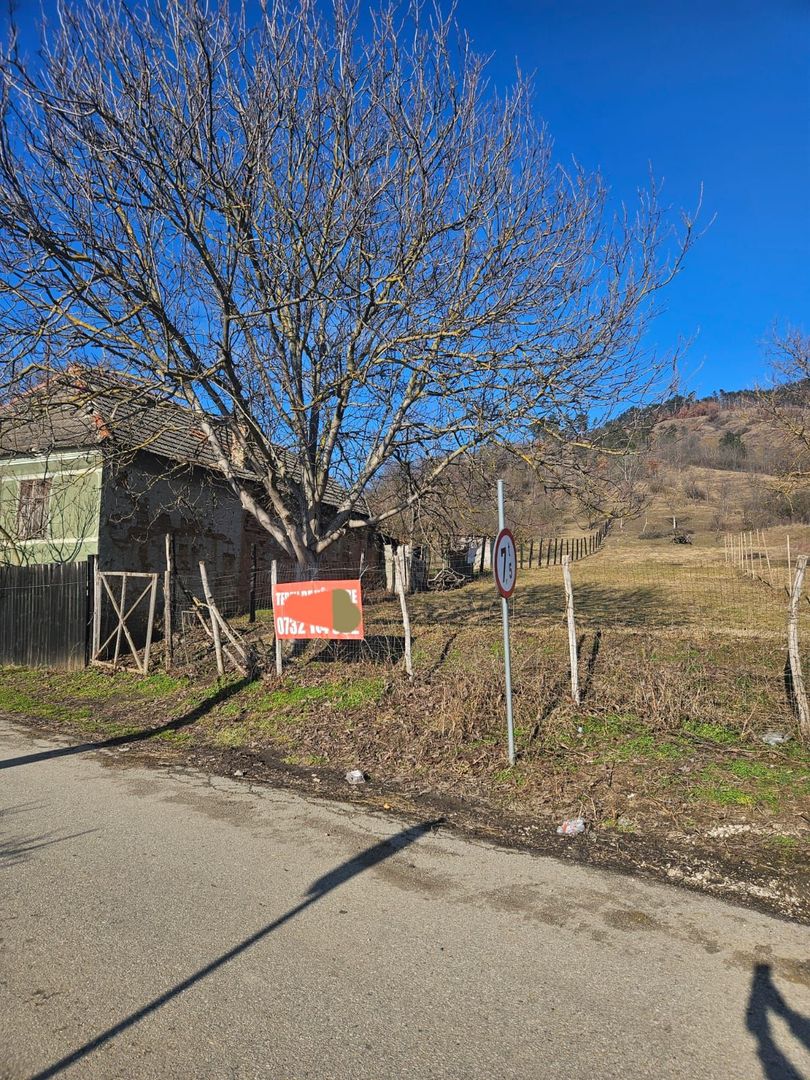 teren intravilan  Vurpar, VIntul de jos - Poză 3