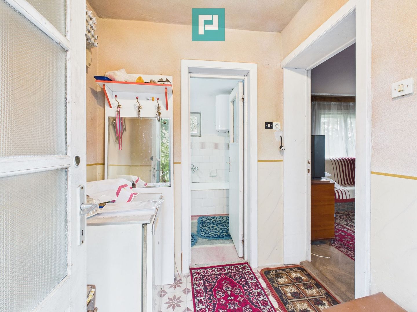 Casă P+E+M cu teren 8163 mp – Roşia Nouă (Petriş) - Poză 15