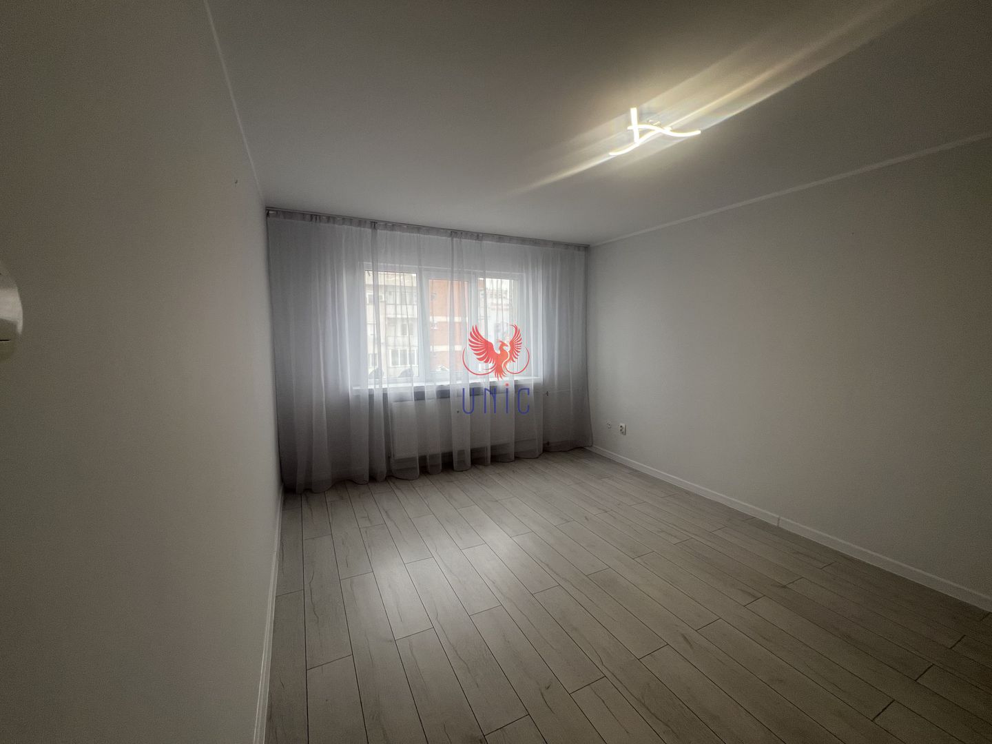 Apartament Ultracentral Km 0 - Poză 2