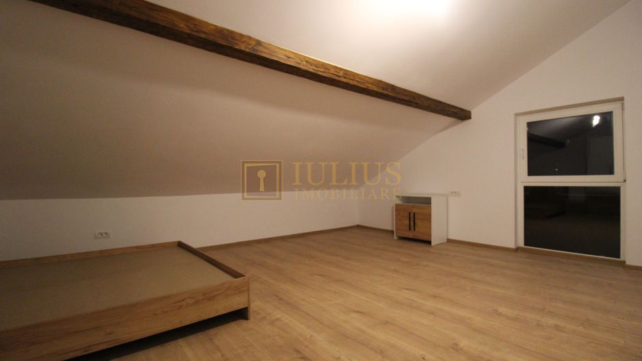 1/2 duplex spatios , spatiu verde generos, locuri de parcare-Mosnita - Poză 15