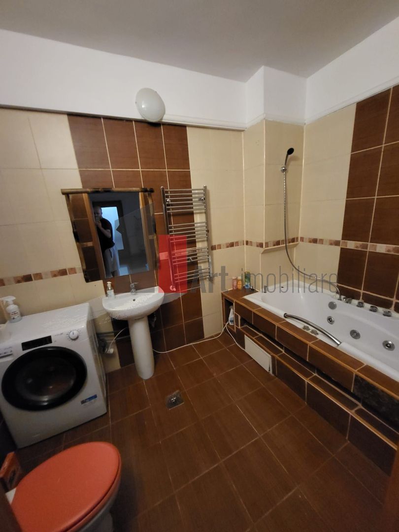 Apartament cu 3 camere de vanzare in zona Straulesti - Poză 21