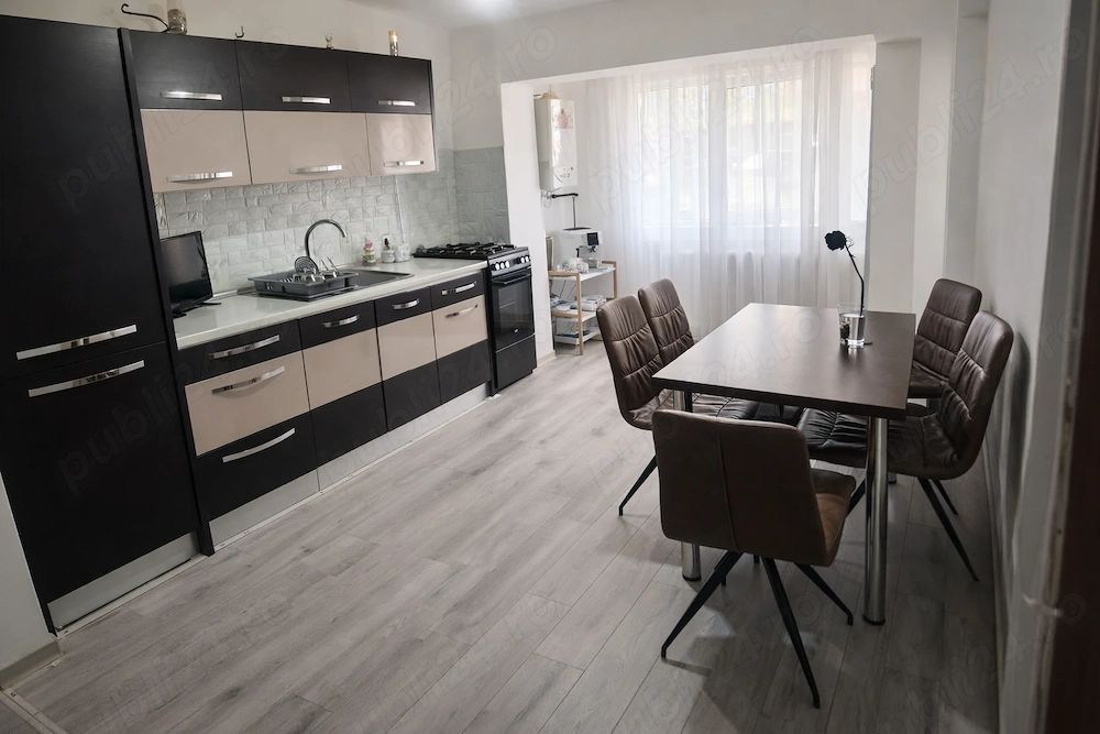 Apartament de vânzare 3 camere 57mpu mobilat parter Ampoi 3 Alba Iulia - Poză 1