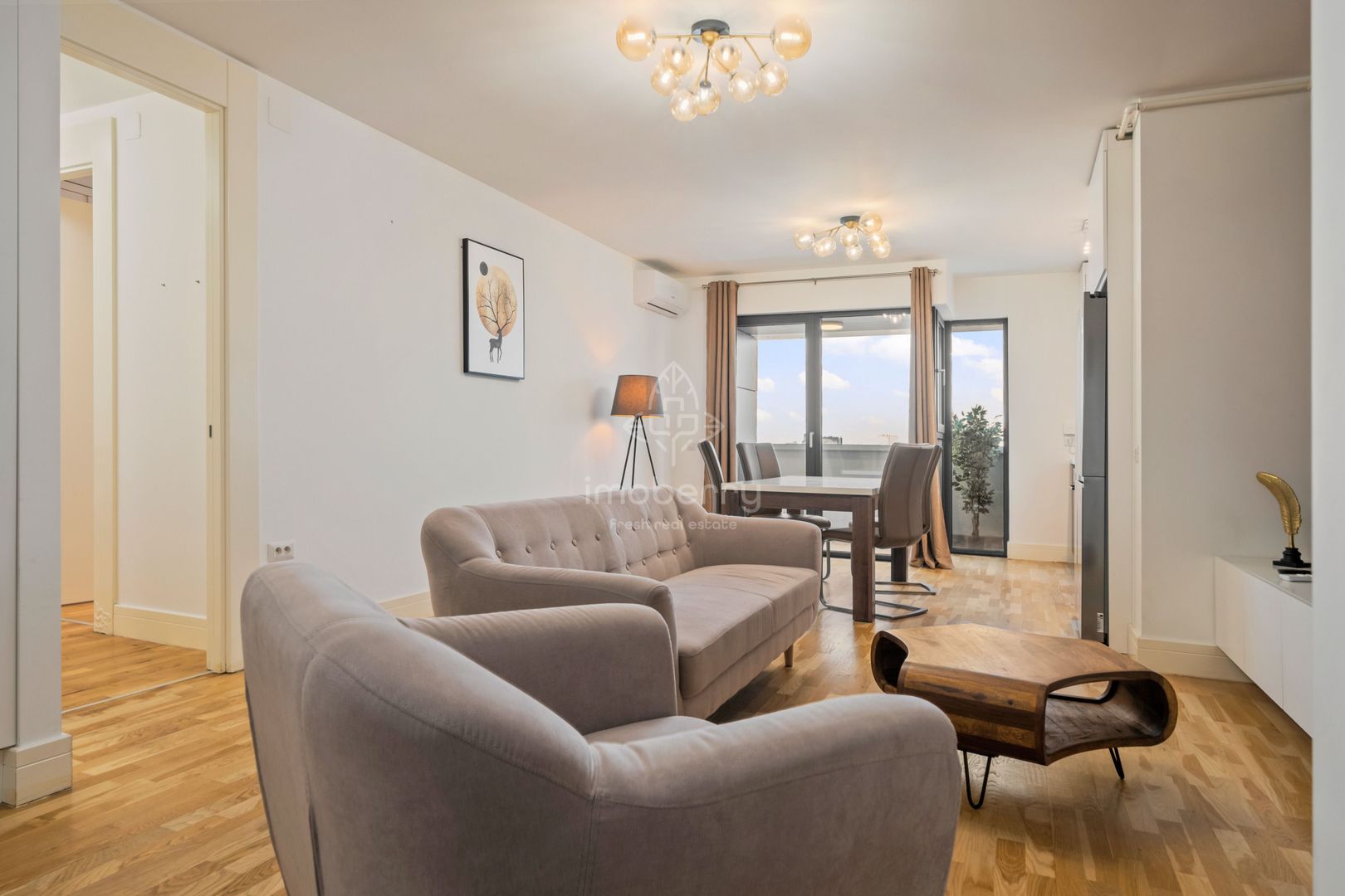 2 camere | 102 The Address | Mobilat & utilat | Vedere panoramica - Poză 3