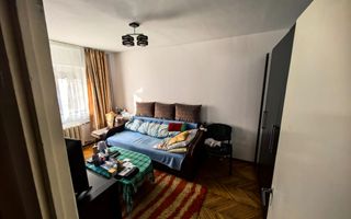 Apartament cu 2 camere + boxa la subsol de vânzare, zona Lipovei - Poză 9