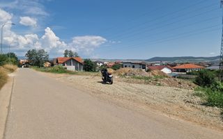 Teren intravilan | De vanzare | 2350 mp | 24 ml deschidere | Cetate - Poză 2
