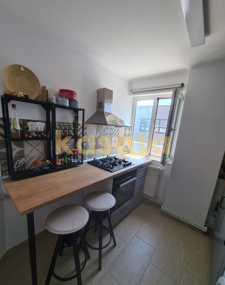 OPORTUNITATE | APARTAMENT VILA | HALA TRAIAN | RENOVAT | DECOMANDAT - Poză 2