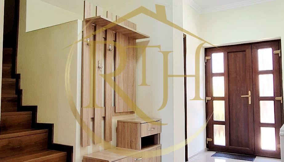 Oferim spre inchiriere, Casa-Duplex cu 4 camere in Dumbravita aproape de Lidl - Poză 10