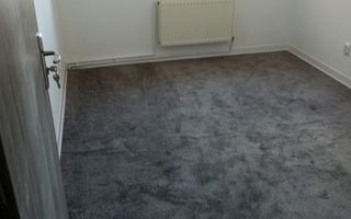 Vând APARTAMENT renovat - Poză 4