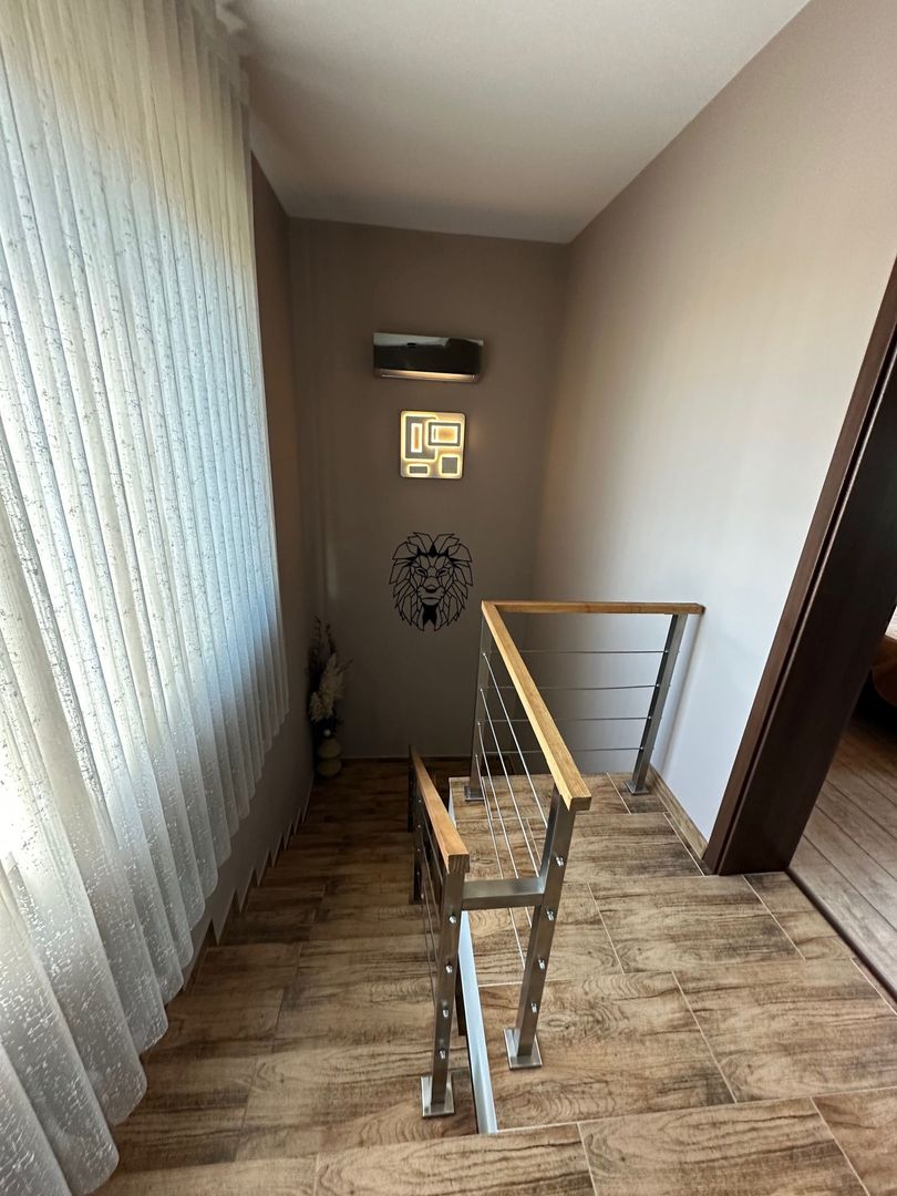 Duplex despărțit prin carpot - Poză 26