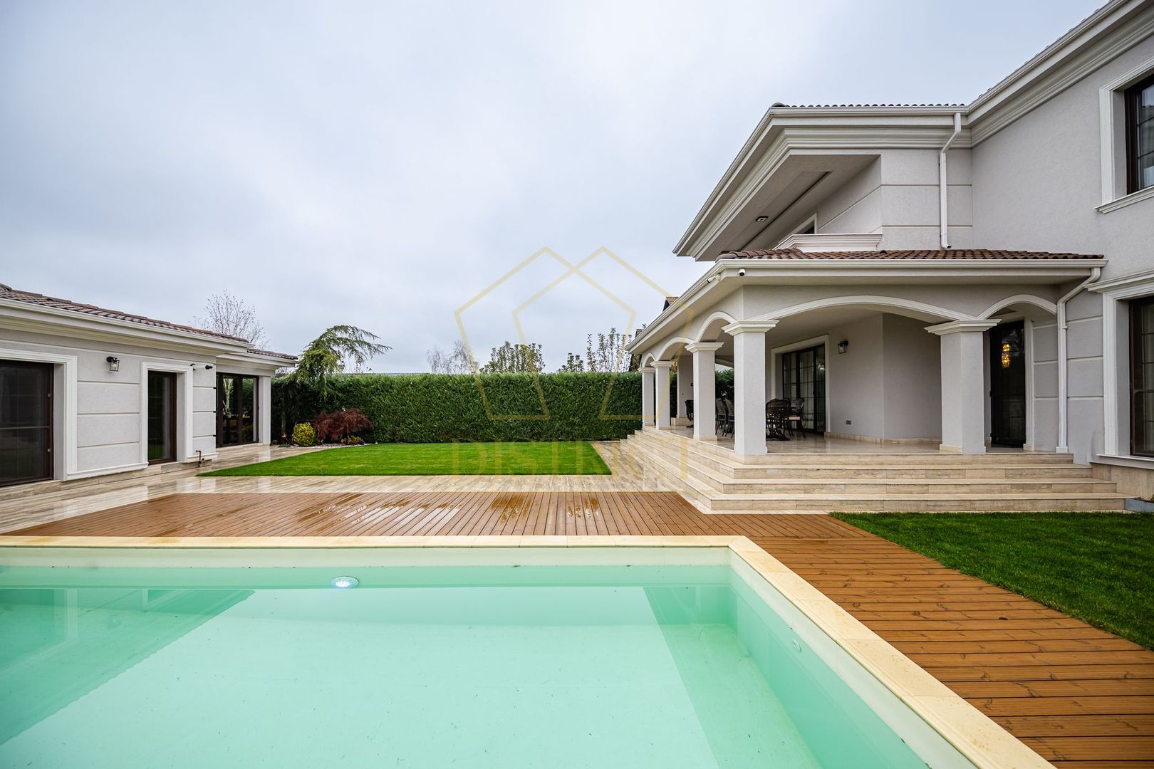 Vila exclusivista cu garaj si piscina I Dumbravita I Comison 0% - Poză 46