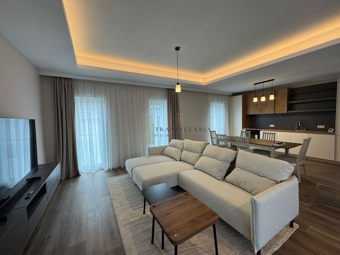 Apartament 3 camere, modern, suprafata generoasa - Poză 1