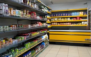 AFACERE LA CHEIE | MAGAZIN CU CLIENTELĂ FORMATĂ | VELENȚA | ORADEA - Poză 1