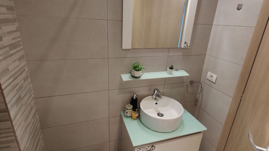 2 camere complet mobilat | Centrală proprie | Vedere către Lacul Morii - Poză 10