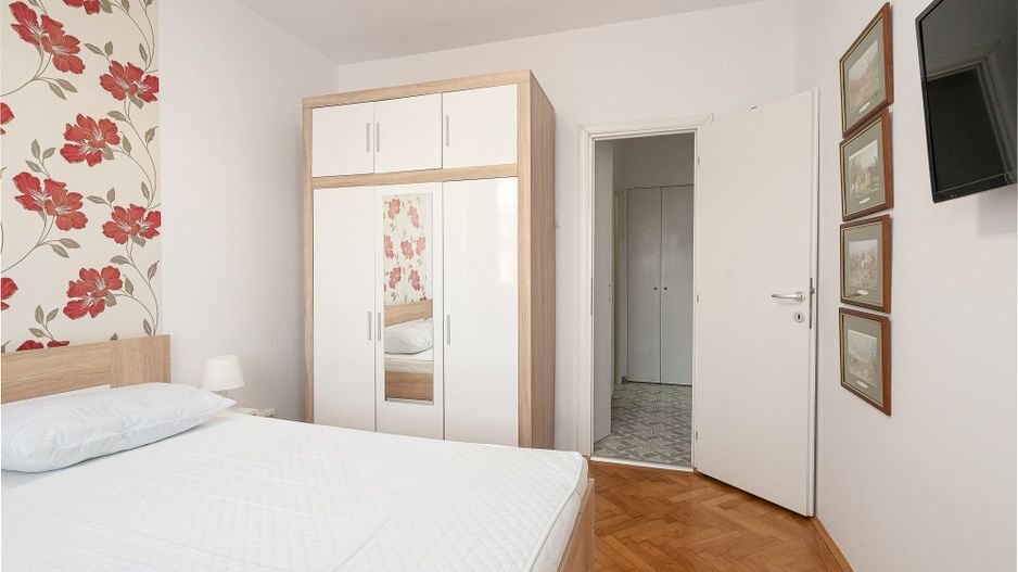 Apartament 2 camere distanta 5 min de Metrou Piata Romana Comision 0% - Poză 6
