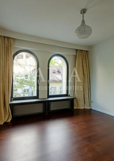 RESEDINTA ELEGANTA | PRESTIGIU - Poză 9