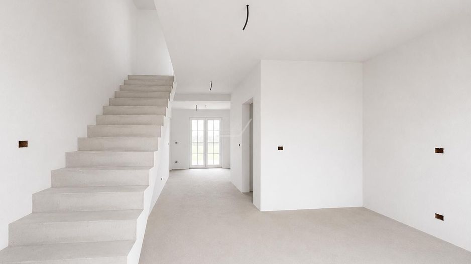 Duplex cu 3 camere si 2 bai. Finisaje la alegere. - Poză 5