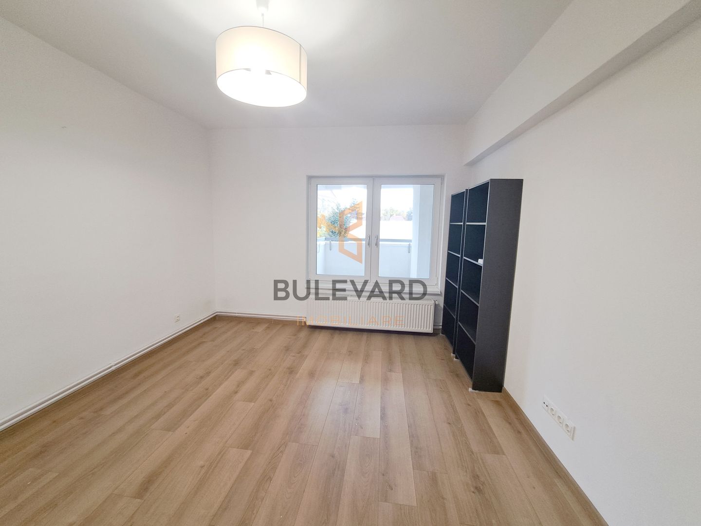 Spatiu birou in zona Teatrului national / Tribunal! - Poză 5