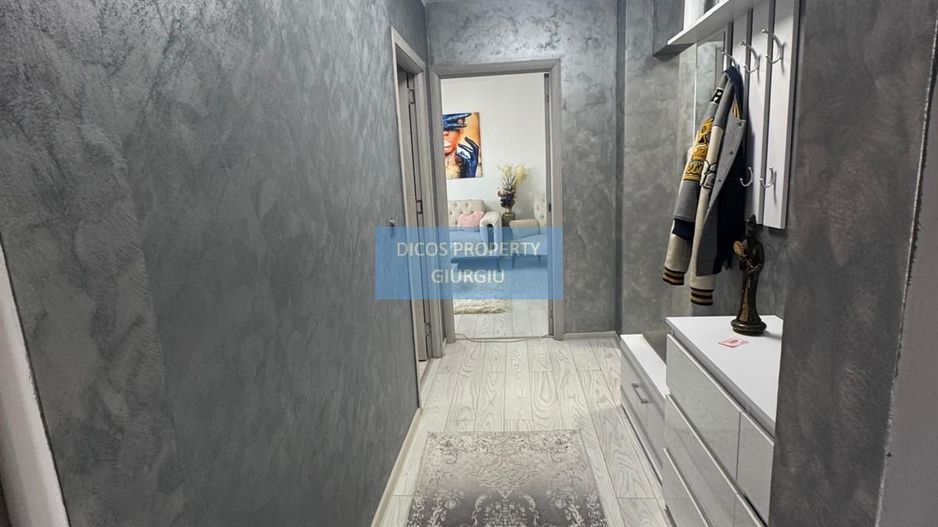 Apartament 3 camere de vânzare – Tineretului, bloc turn - Poză 4