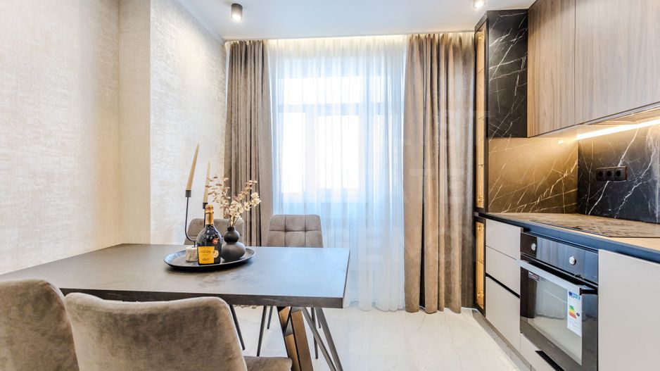 Vânzare , apartament, 2 camere, bd. Mircea cel Bătrân Ciocana - Poză 2