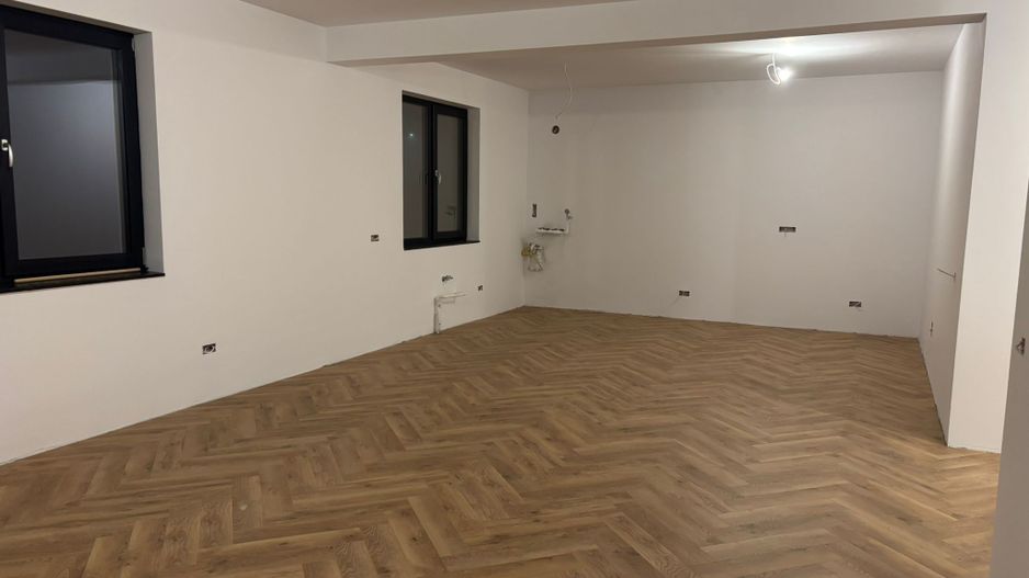 Casa noua de vanzare Smeura 185 K - Poză 13