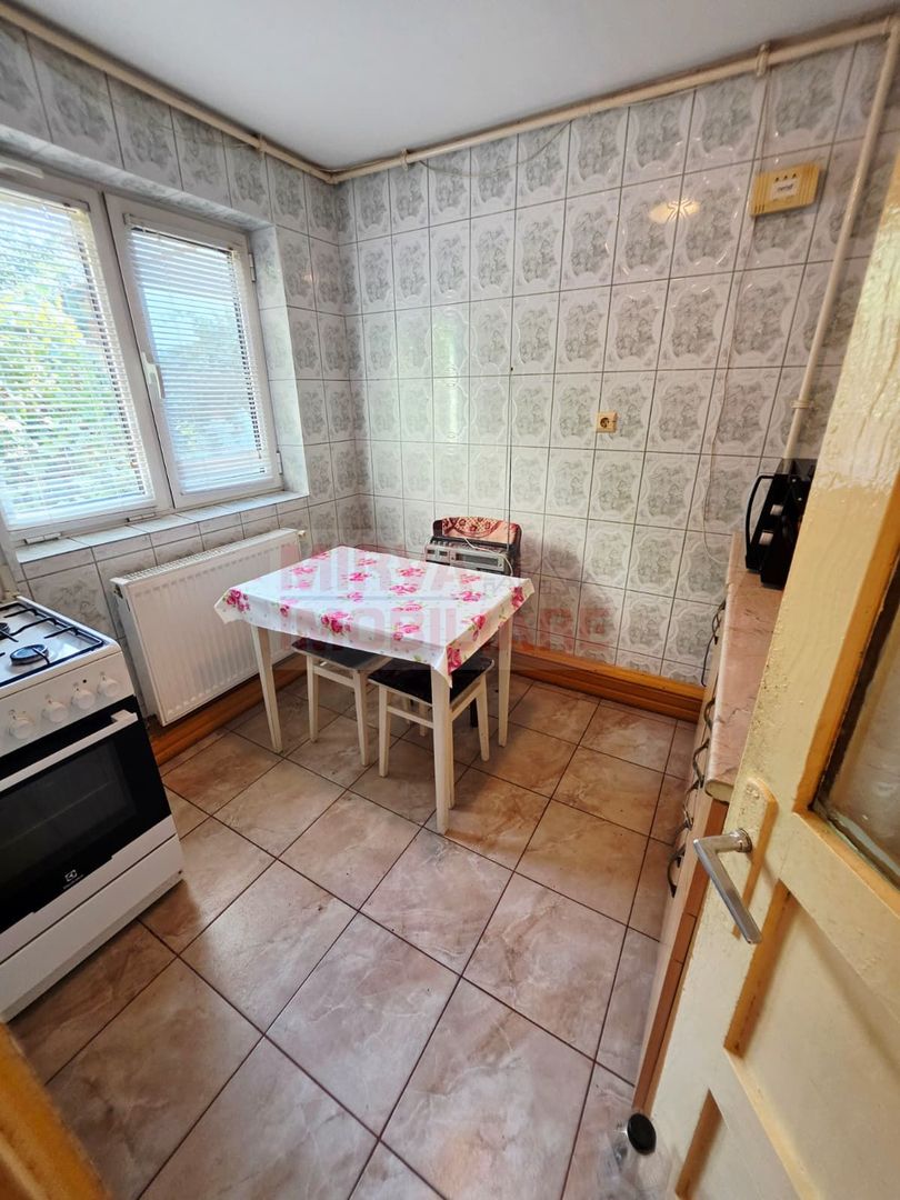 Casă 4 camere, teren 315 mp, garaj – Cantacuzino, Ploiești - Poză 11